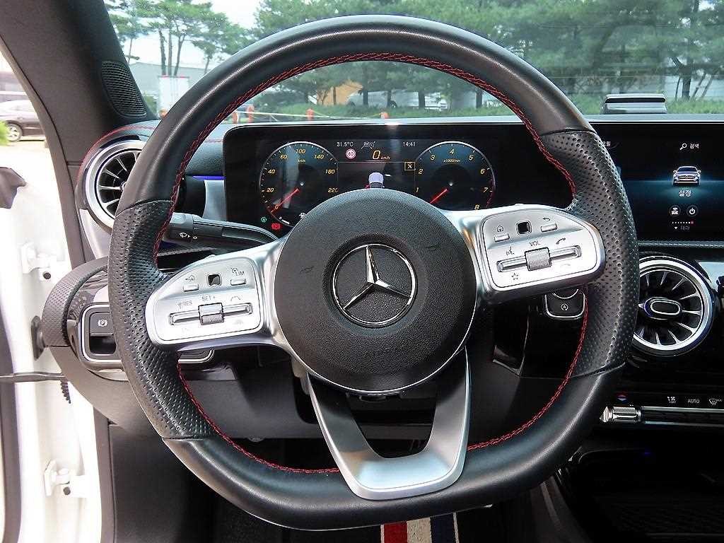 벤츠 CLA 클래스 CLA클래스 C118 CLA 250 4MATIC 이미지 9