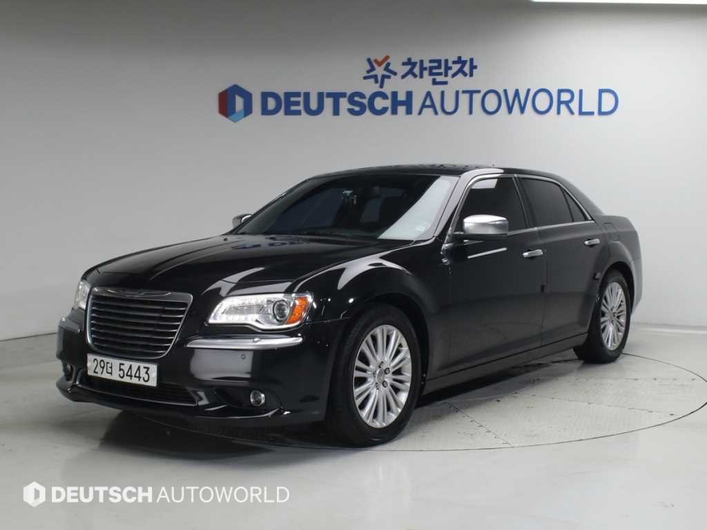 크라이슬러 300C 더뉴300C 3.6 AWD 이미지 1
