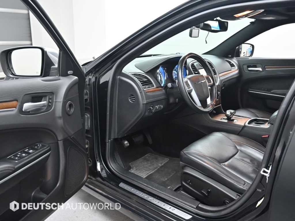 크라이슬러 300C 더뉴300C 3.6 AWD 이미지 11