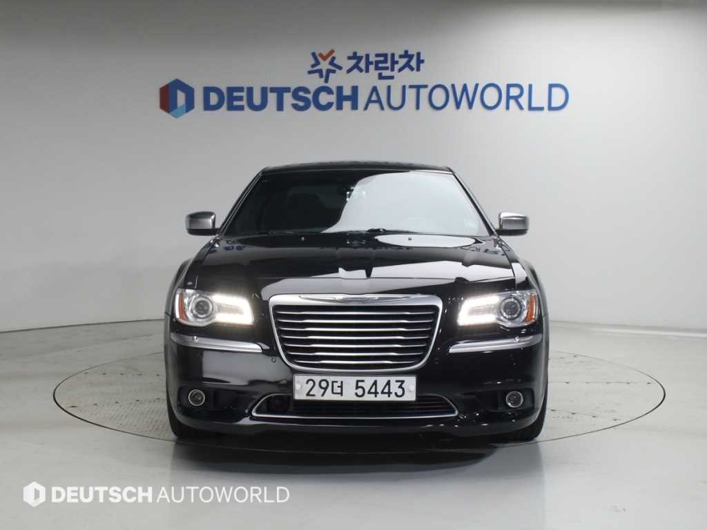 크라이슬러 300C 더뉴300C 3.6 AWD 이미지 3
