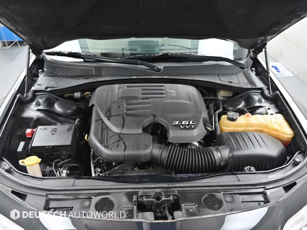 크라이슬러 300C 더뉴300C 3.6 AWD 이미지 6