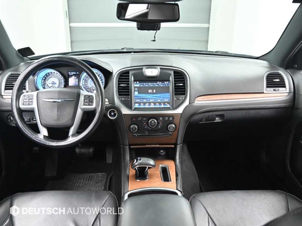 크라이슬러 300C 더뉴300C 3.6 AWD 이미지 7