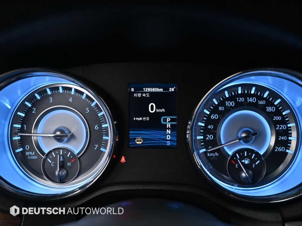 크라이슬러 300C 더뉴300C 3.6 AWD 이미지 8