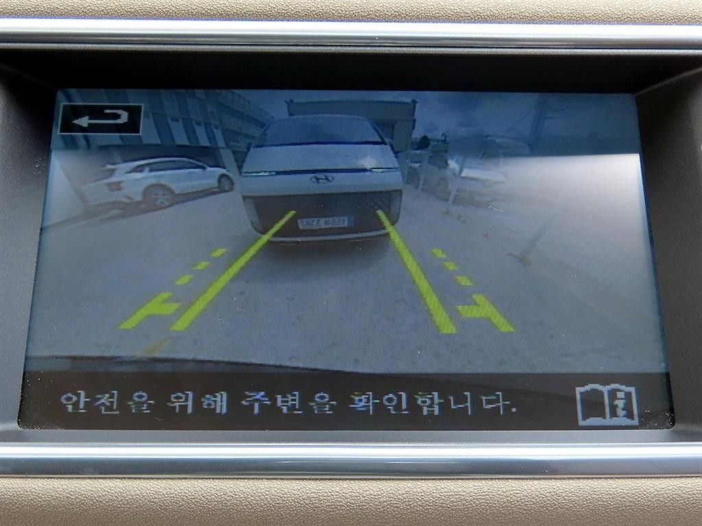 랜드로버 레인지로버 이보크 2.2 SD4 퓨어 이미지 14