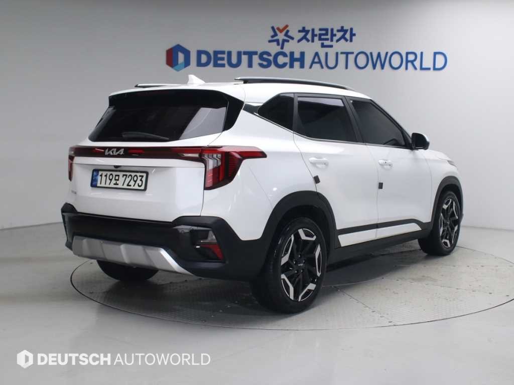 기아 셀토스 더 뉴 셀토스 가솔린 2.0 2WD 시그니처 이미지 2