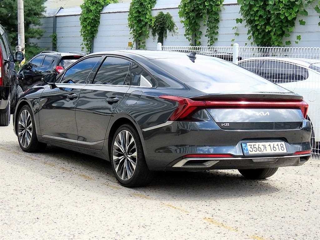 기아 K8 2.5 2WD 시그니처 이미지 3