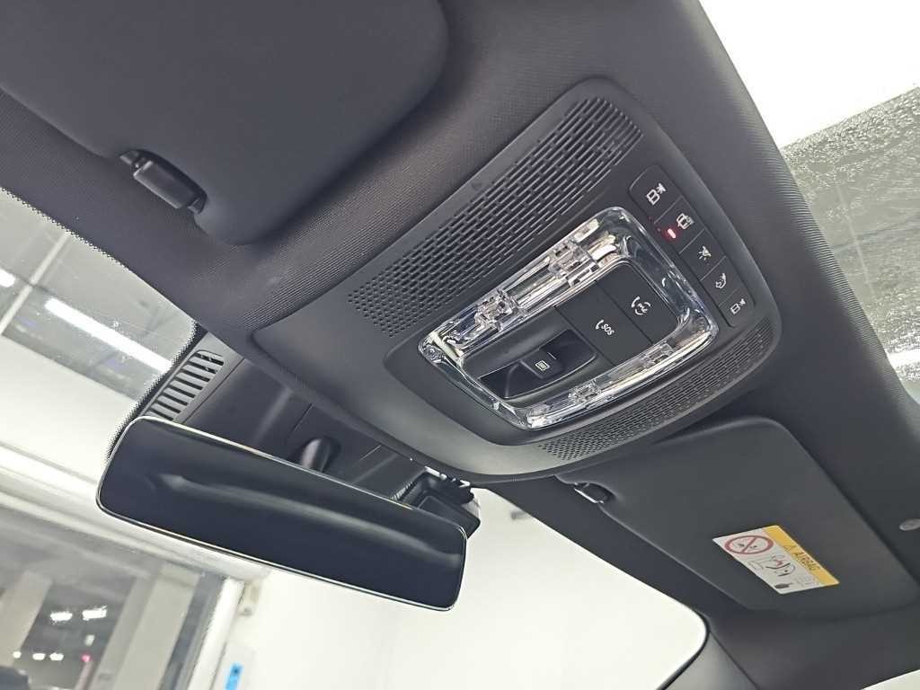벤츠 GLB 클래스 GLB클래스 X247 GLB 250 4MATIC 이미지 17