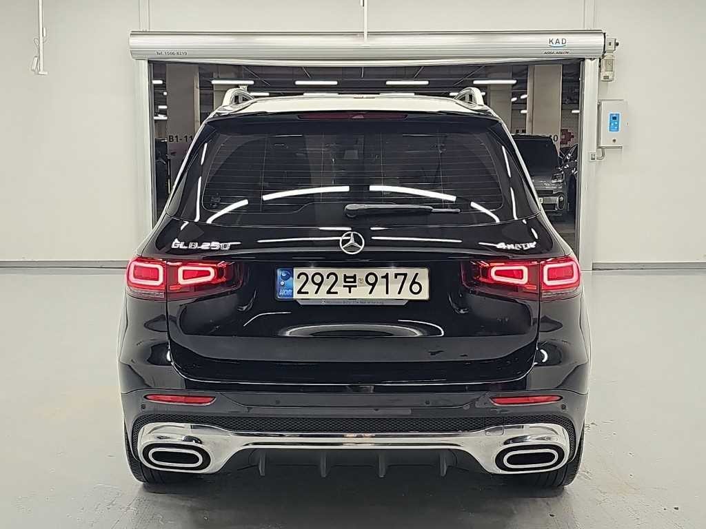 벤츠 GLB 클래스 GLB클래스 X247 GLB 250 4MATIC 이미지 3