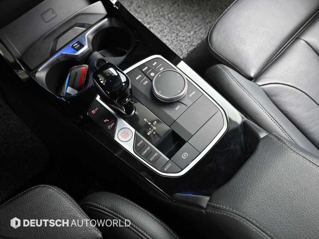 BMW 2시리즈 2시리즈 그란쿠페 (F44) 220i M 스포츠 이미지 9