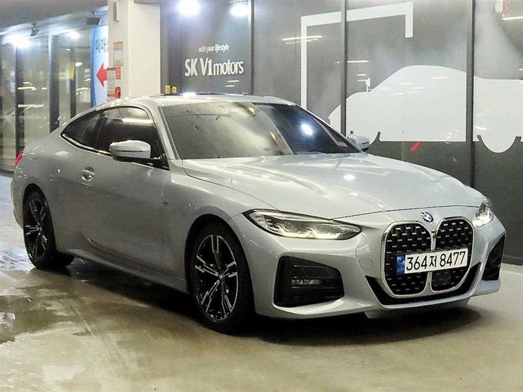 BMW 4시리즈 4시리즈 (G22) 420i 쿠페 M 스포츠 이미지 1