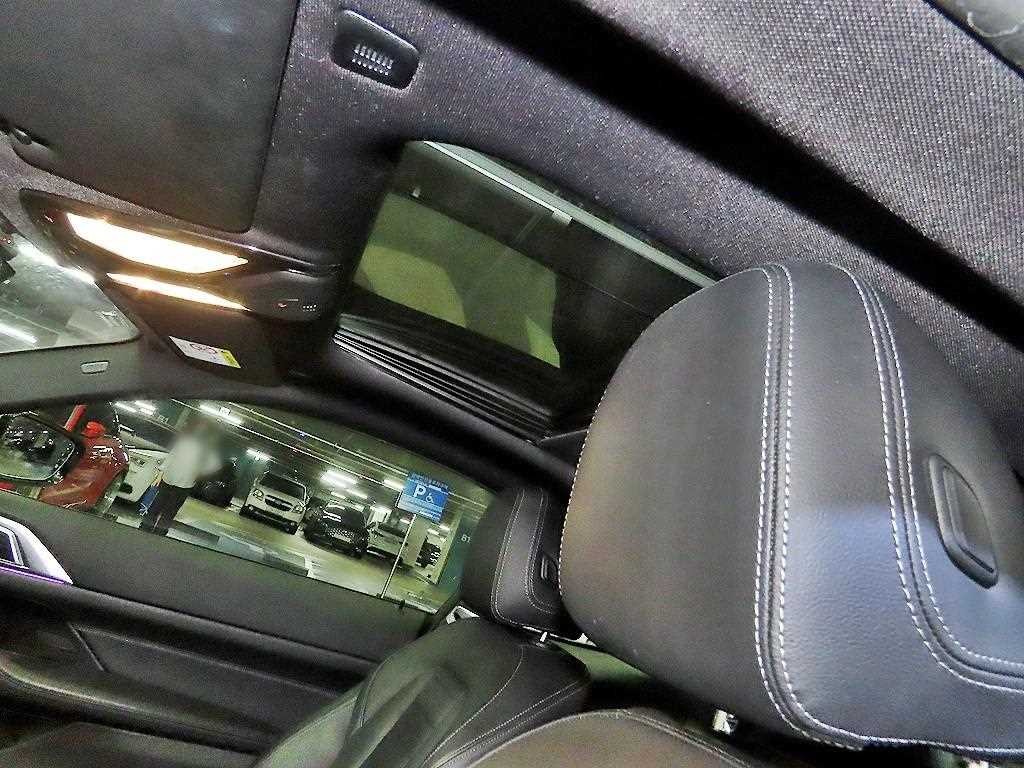 BMW 4시리즈 4시리즈 (G22) 420i 쿠페 M 스포츠 이미지 18