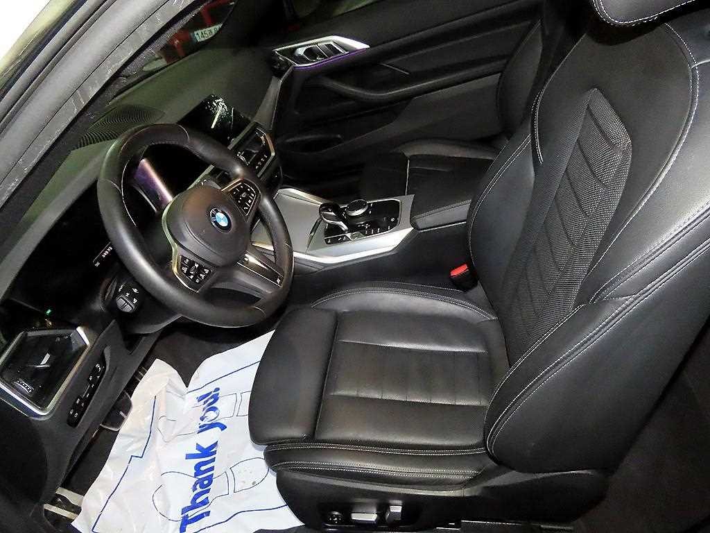 BMW 4시리즈 4시리즈 (G22) 420i 쿠페 M 스포츠 이미지 6