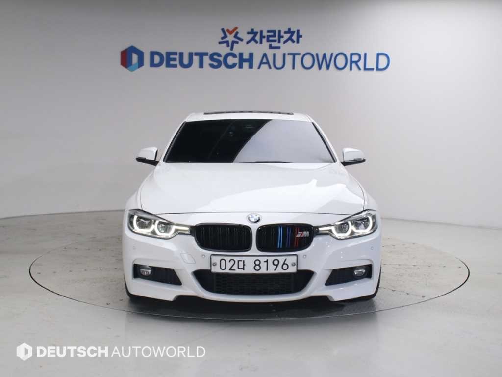 BMW 3시리즈 3시리즈 (F30) 320i M 스포츠 이미지 3