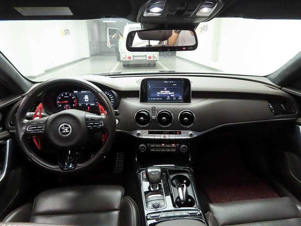 기아 스팅어 가솔린 2.0 터보 AWD 플래티넘 이미지 6