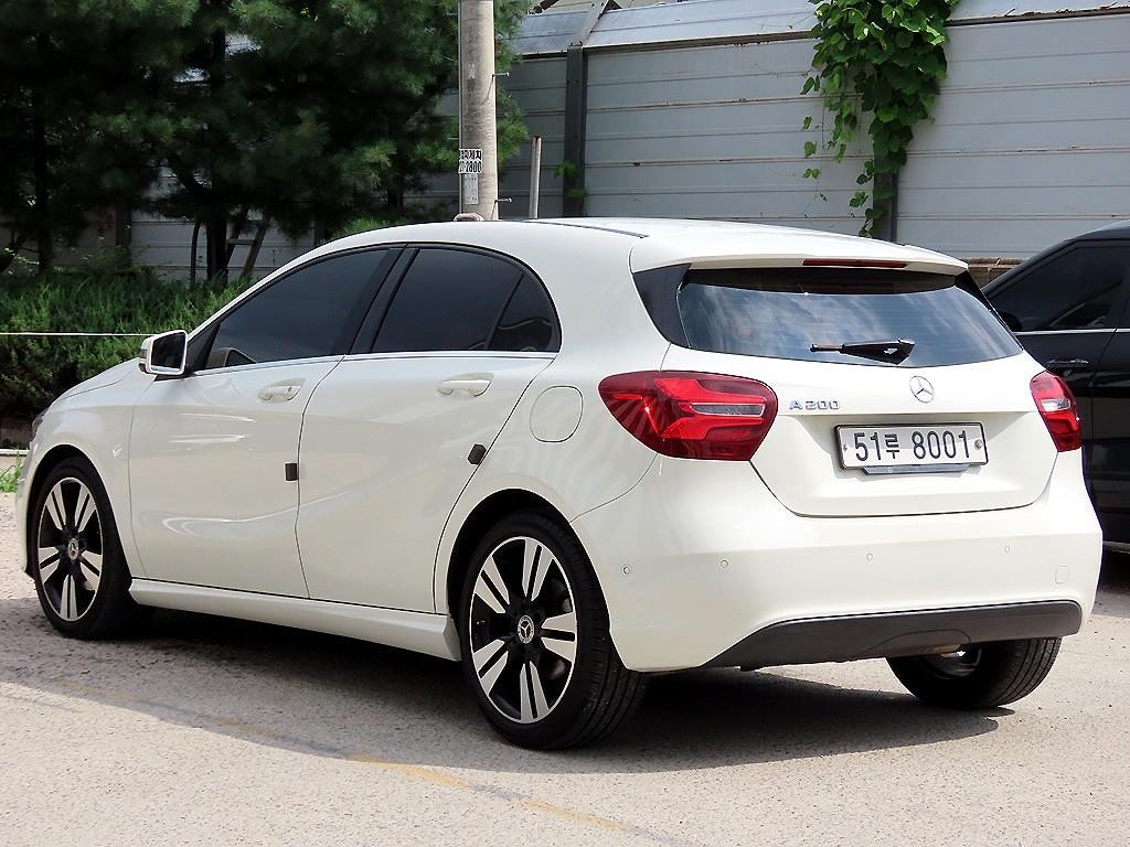 벤츠 A 클래스 A클래스 W176 A200 이미지 3