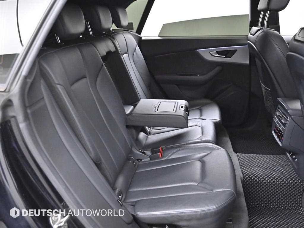 아우디 Q8 45 TDI 콰트로 프리미엄 이미지 12