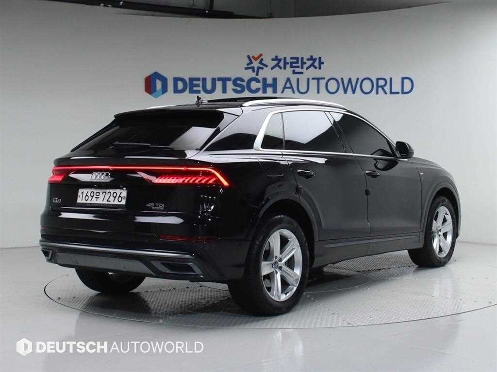 아우디 Q8 45 TDI 콰트로 프리미엄 이미지 4