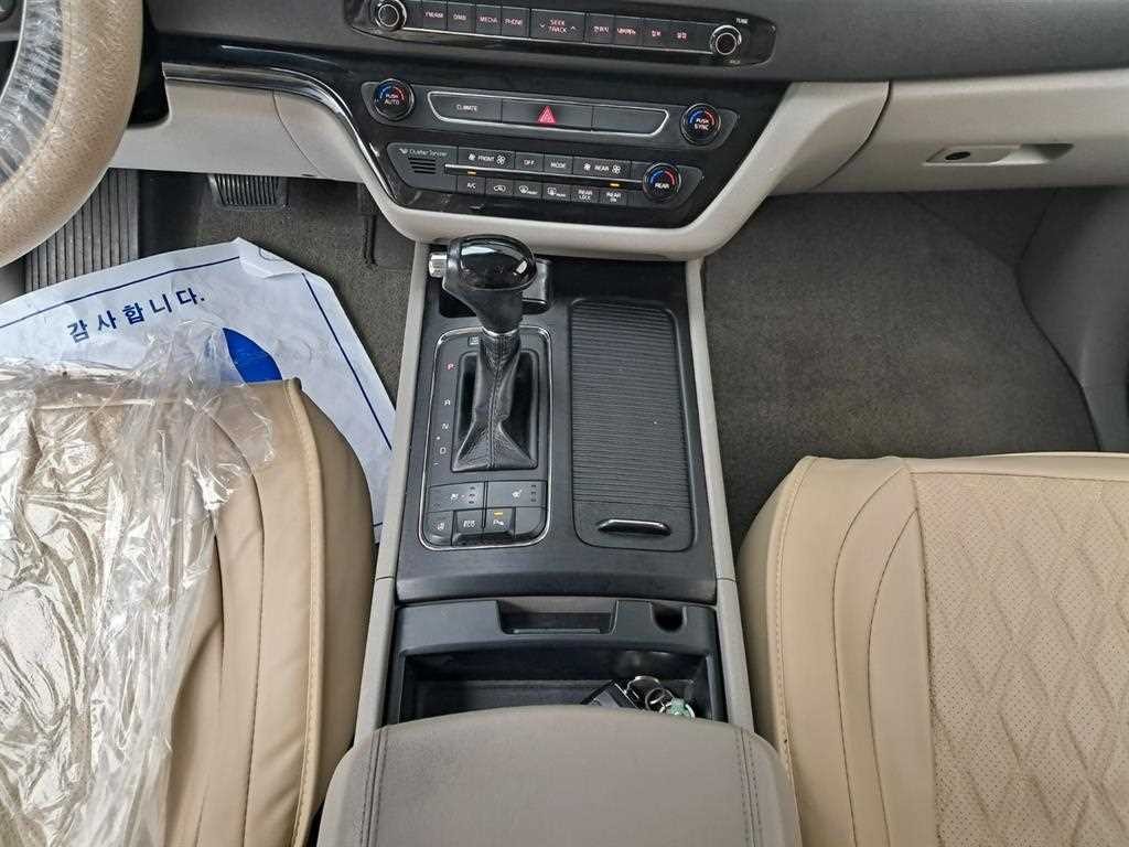 기아 카니발 올 뉴 카니발 디젤 9인승 럭셔리 이미지 14