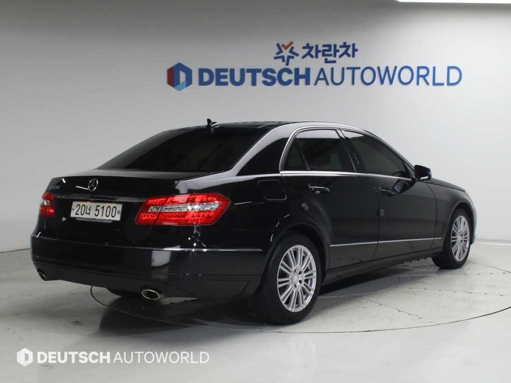 벤츠 E 클래스 E-클래스 W212 E300 엘레강스 이미지 2