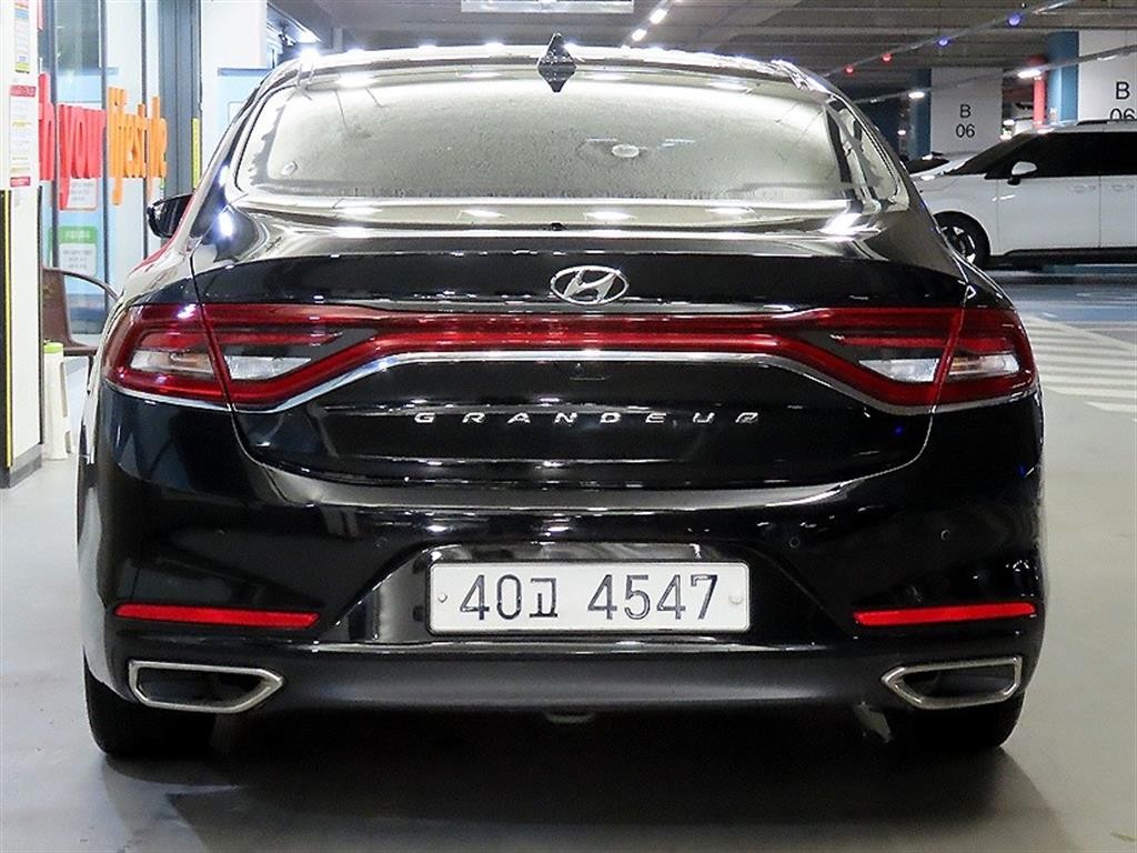 현대 그랜저 그랜저 IG 2.4 GDI 프리미엄 기본형 이미지 5