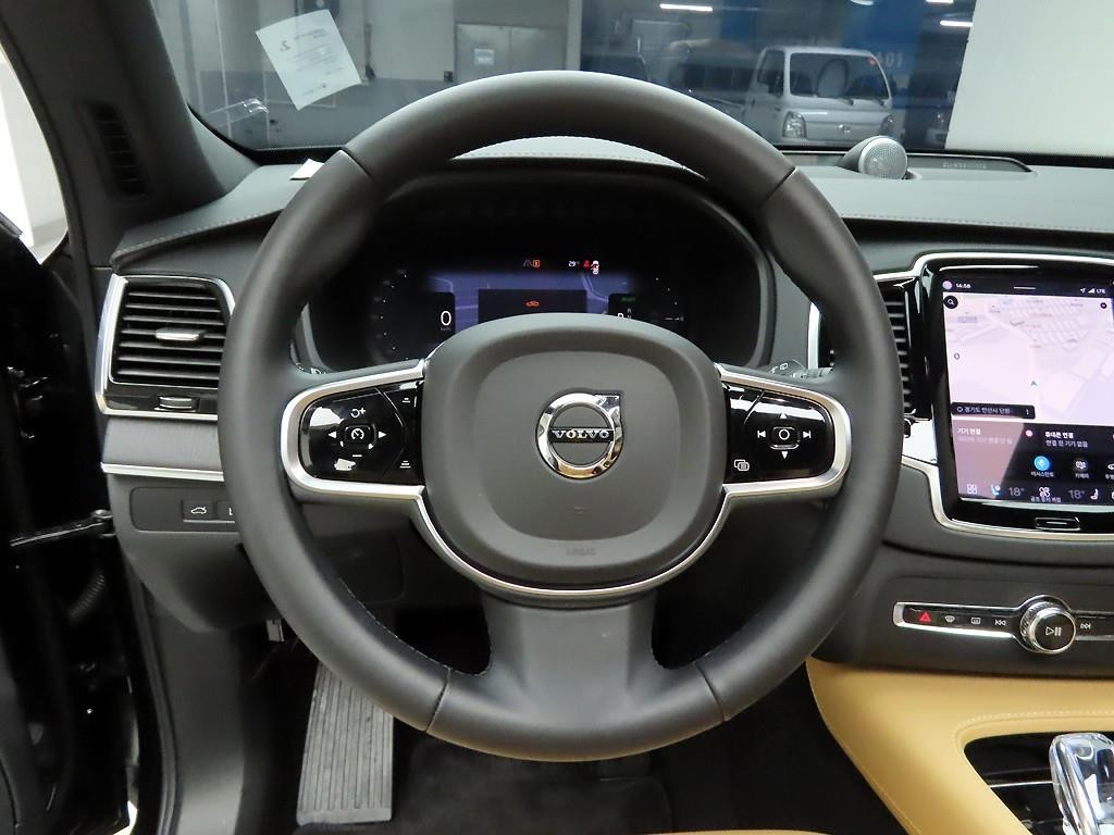 볼보 XC90 XC90 2세대 2.0 T8 AWD 얼티메이트 브라이트 이미지 7