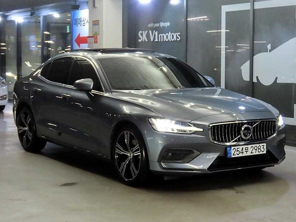 볼보 S60 S60(3세대) B5 인스크립션 이미지 1