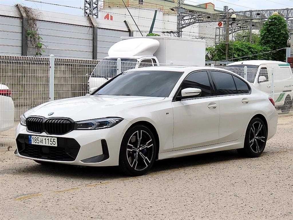 BMW 3시리즈 3시리즈 (G20) 320i M 스포츠 이미지 2