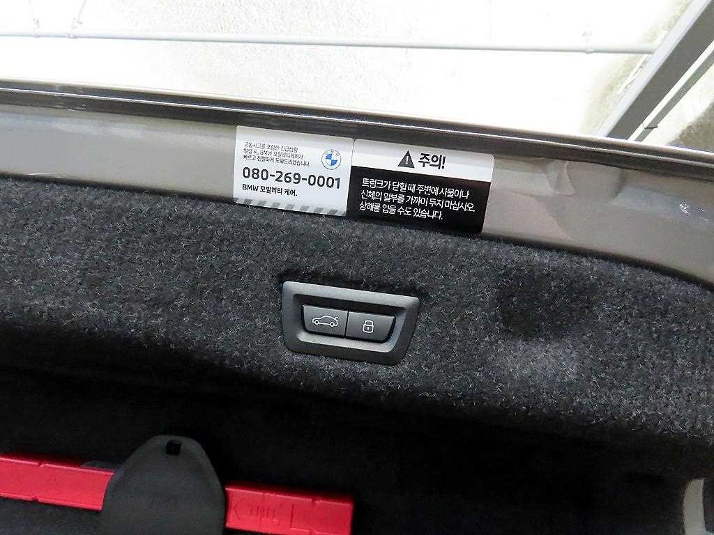 BMW 5시리즈 5시리즈 (G60) 520i 기본형 이미지 17