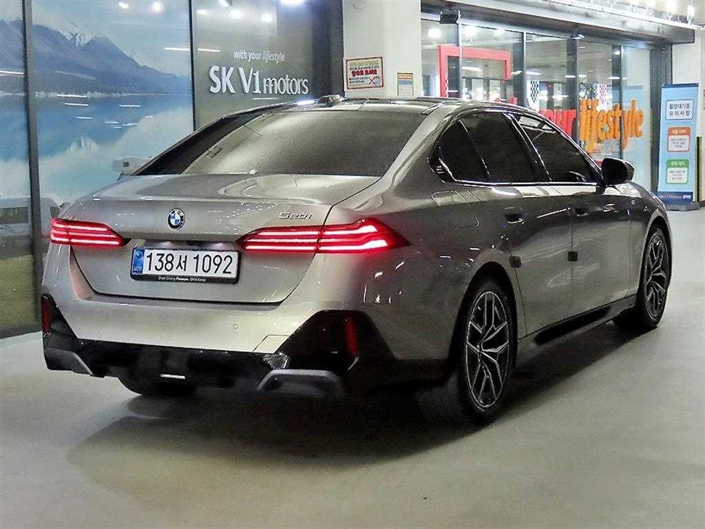 BMW 5시리즈 5시리즈 (G60) 520i 기본형 이미지 4