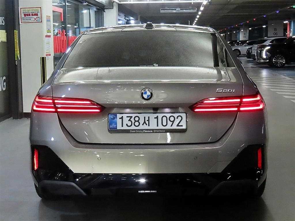 BMW 5시리즈 5시리즈 (G60) 520i 기본형 이미지 5