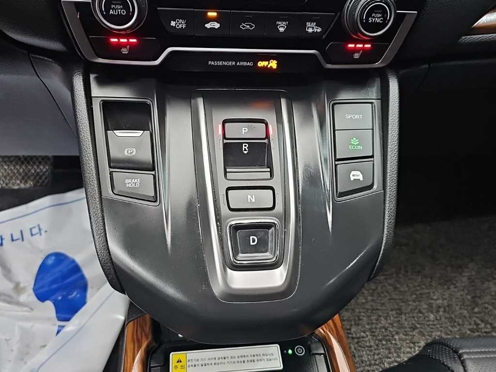 혼다 CR-V CR-V 5세대 2.0 하이브리드 투어링 4WD 이미지 8