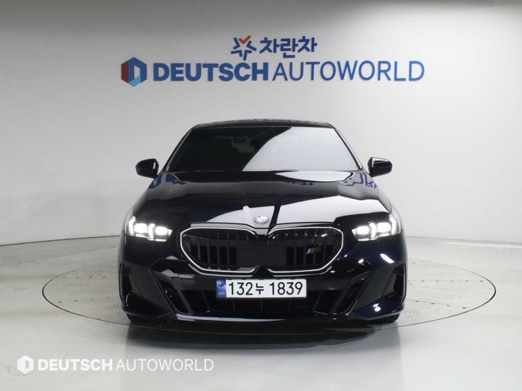 BMW 5시리즈 5시리즈 (G60) 520i M 스포츠 이미지 3