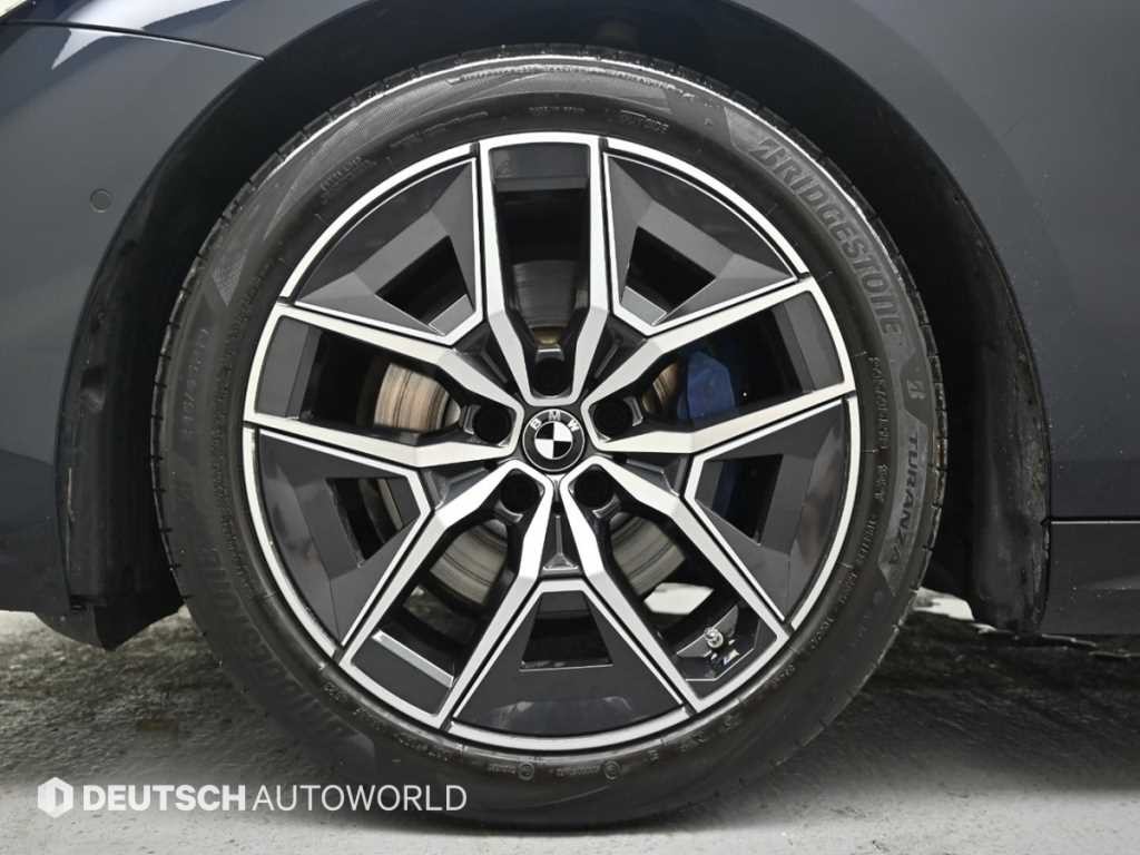 BMW 5시리즈 5시리즈 (G60) 520i M 스포츠 이미지 5