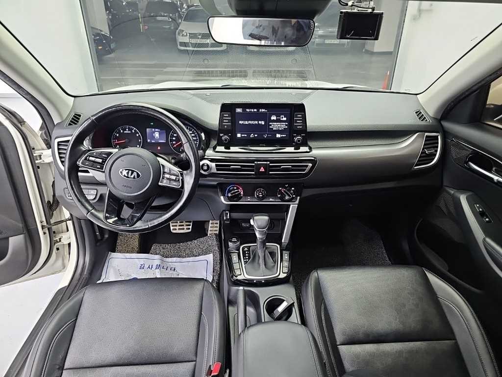기아 셀토스 가솔린 1.6 터보 2WD 노블레스 이미지 7