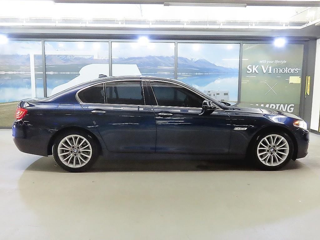 BMW 5시리즈 5시리즈 (F10) 528i 럭셔리 이미지 3