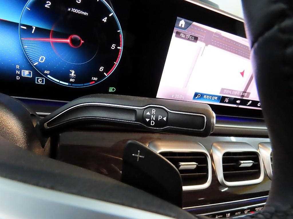 벤츠 GLE 클래스 GLE 클래스 W167 GLE 400d 4MATIC 쿠페 이미지 10