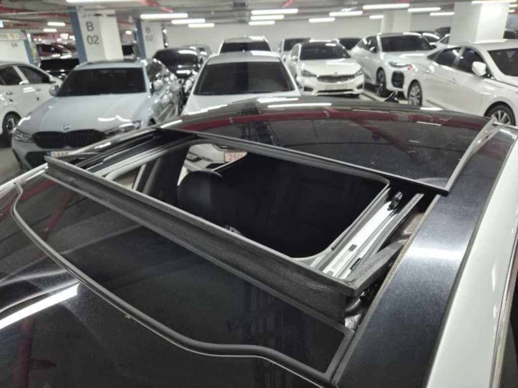 기아 K5 더 뉴 K5 2.0 노블레스 이미지 17