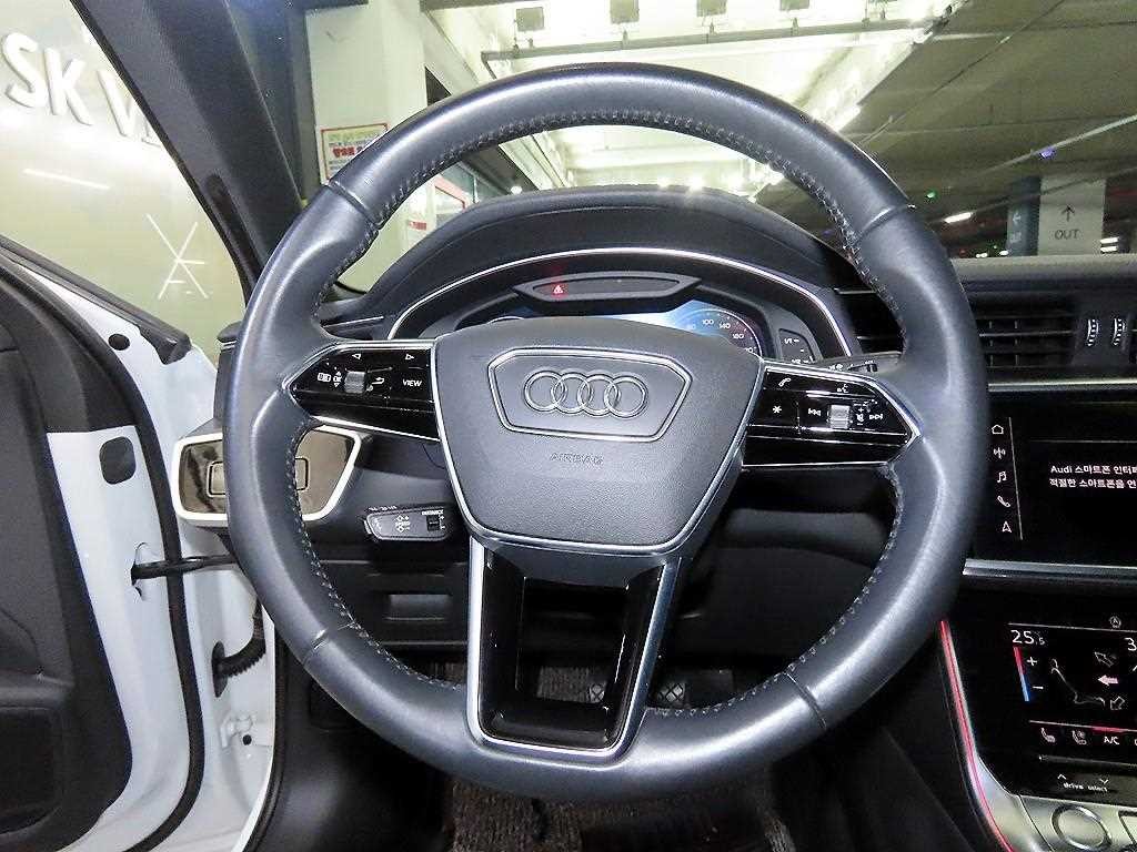 아우디 A6 A6 (C8) 45 TFSI 콰트로 프리미엄 이미지 8