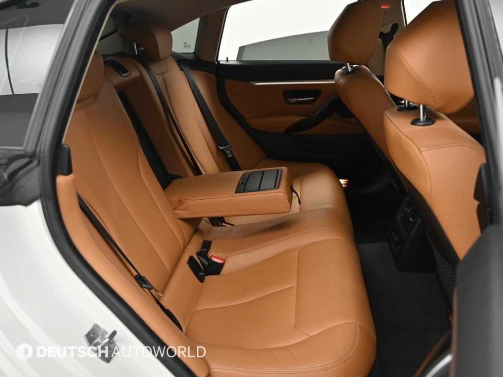 BMW 4시리즈 4시리즈 (F32) 420i 그란쿠페 럭셔리 이미지 12