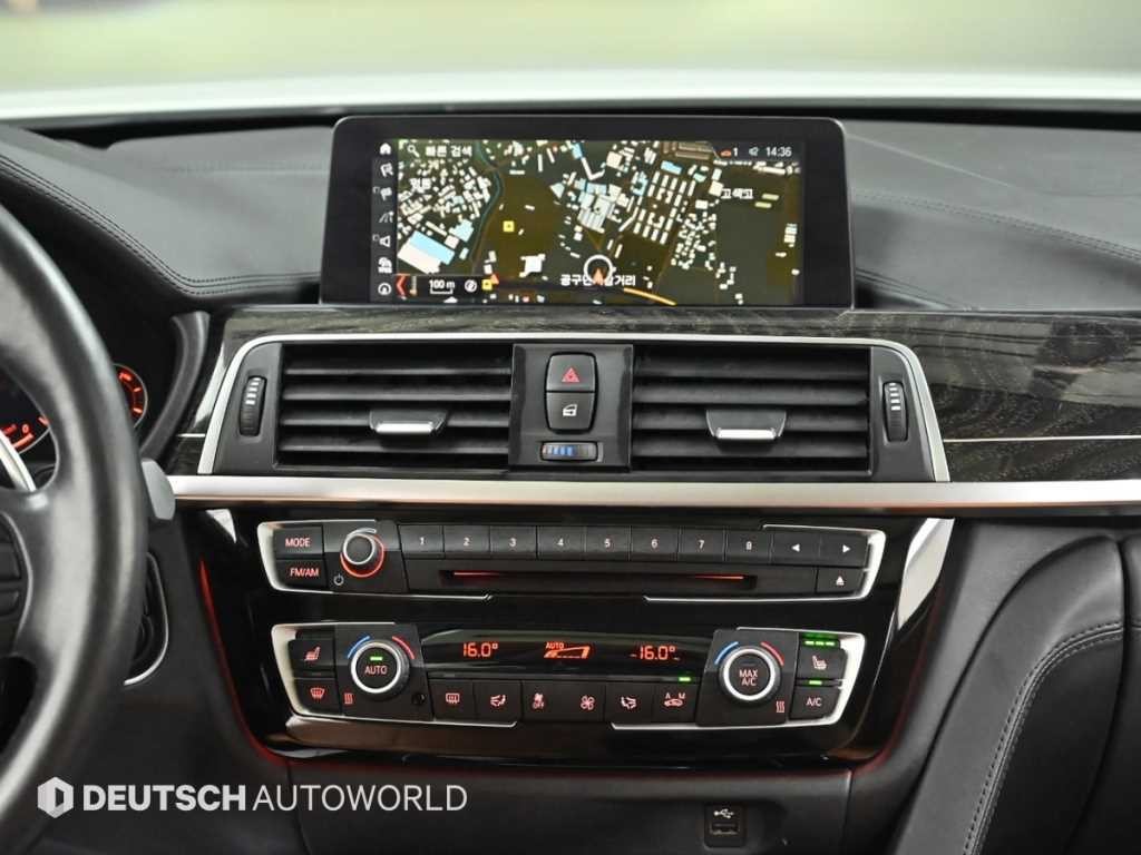 BMW 4시리즈 4시리즈 (F32) 420i 그란쿠페 럭셔리 이미지 14