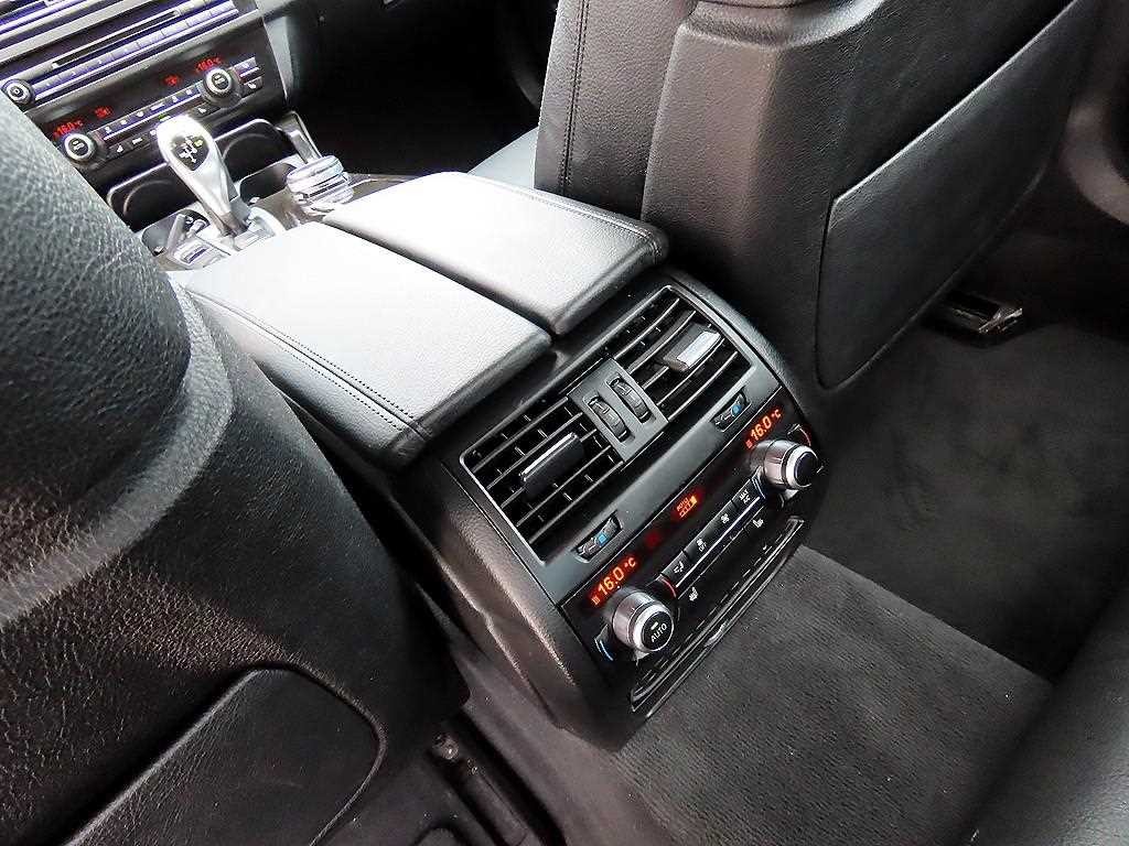 BMW 5시리즈 5시리즈 (F10) 528i 럭셔리 플러스 이미지 15