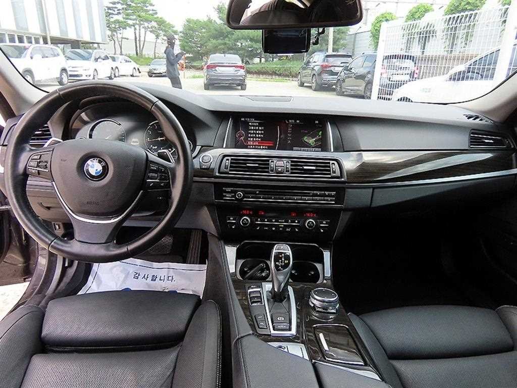BMW 5시리즈 5시리즈 (F10) 528i 럭셔리 플러스 이미지 8