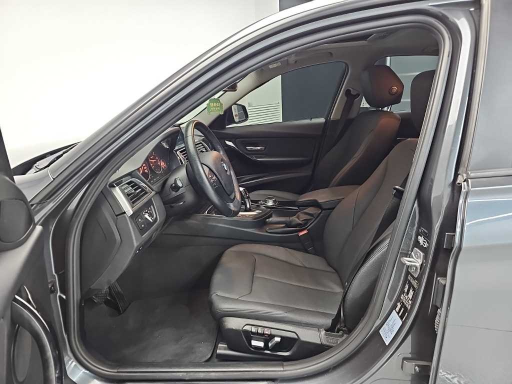 BMW 3시리즈 3시리즈 (F30) 320d 이미지 11