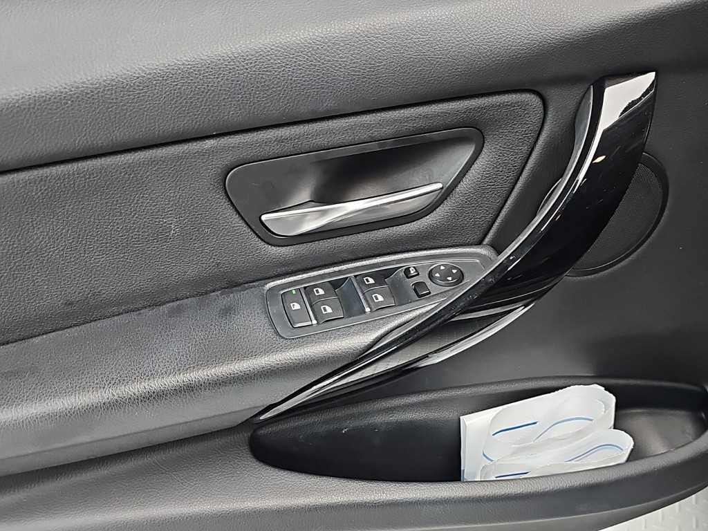 BMW 3시리즈 3시리즈 (F30) 320d 이미지 16