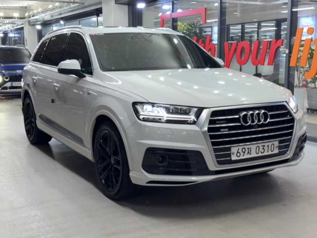 아우디 Q7 Q7 (4M) 45 TDI 콰트로 스포트 이미지 2