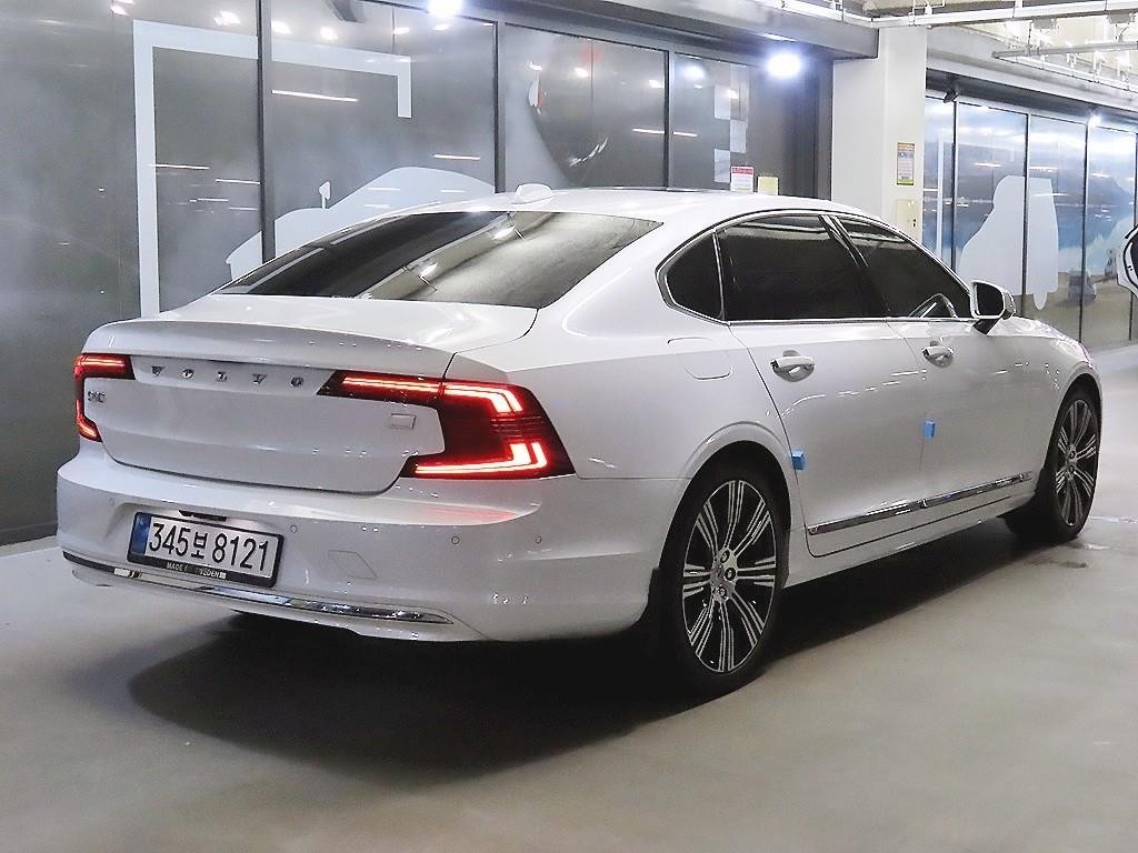 볼보 S90 T8 AWD 얼티메이트 브라이트 이미지 4