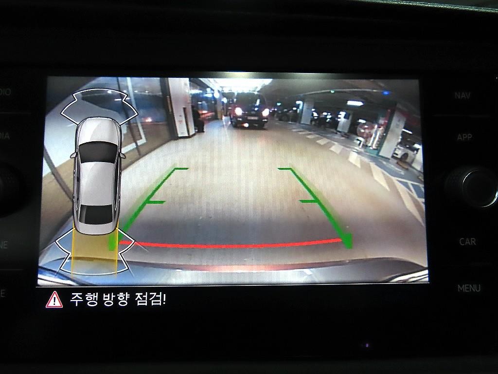 폭스바겐 제타 올 뉴 제타 1.4 TSI 프레스티지 이미지 15