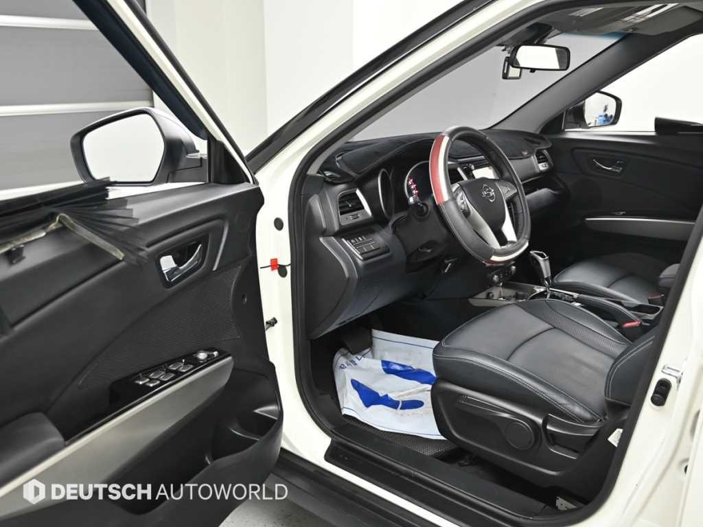 KG모빌리티(쌍용) 티볼리 가솔린 2WD 1.6 VX 이미지 11
