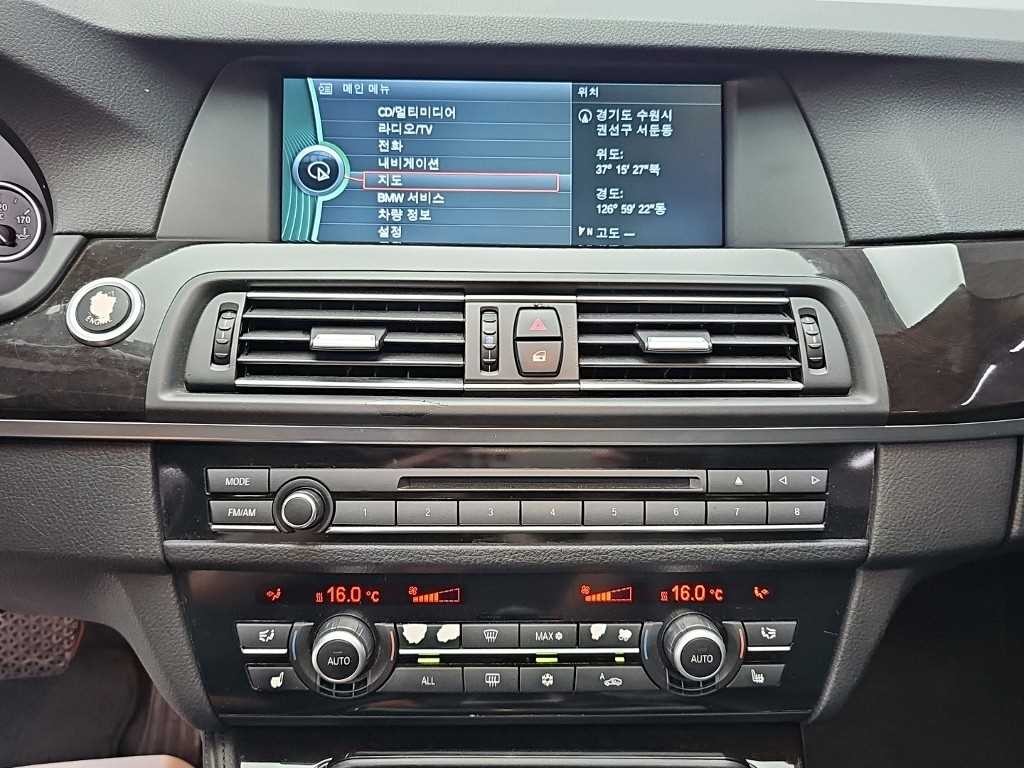 BMW 5시리즈 5시리즈 (F10) 528i 이미지 10