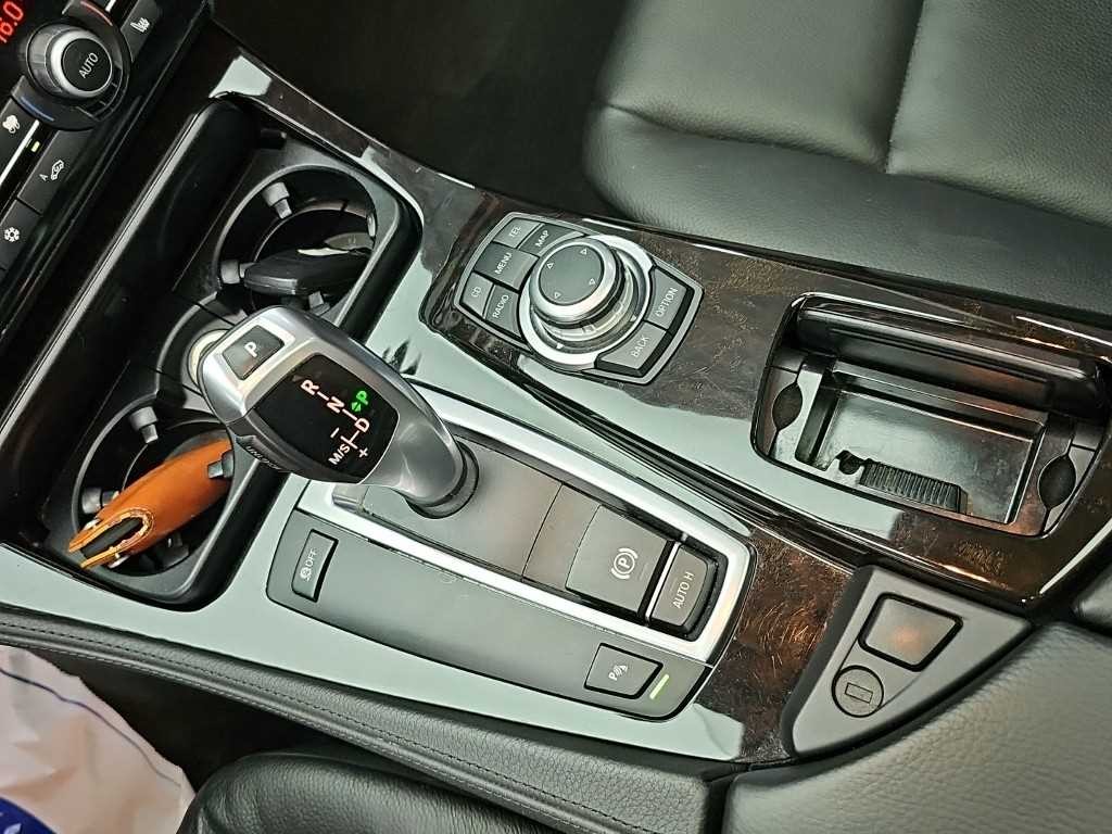BMW 5시리즈 5시리즈 (F10) 528i 이미지 8